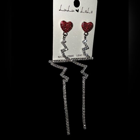 NWT HEARTBEAT EARRINGS   - Picture 4 of 7
